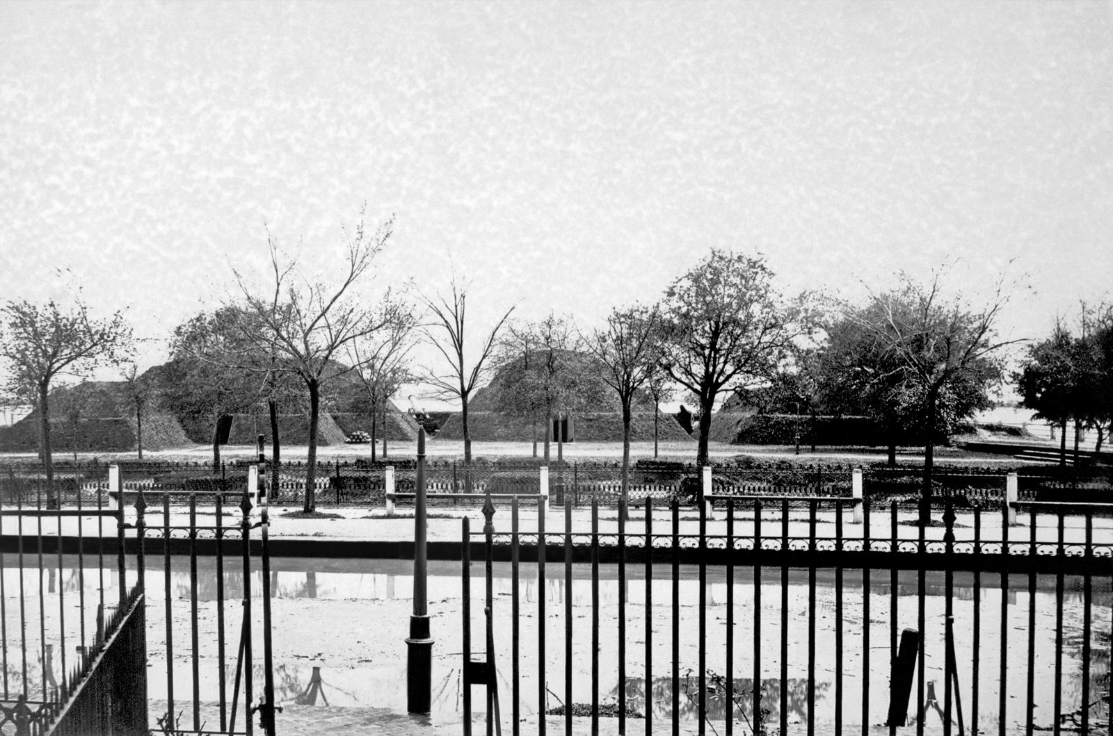 The King Street Battery, original black and white
